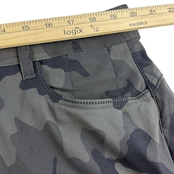 Prana Short Halle Plus II Charcoal Camo Women's Size 18W - Picture 9 of 9